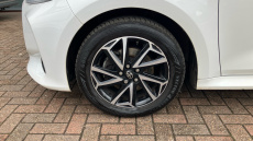 Toyota Yaris 1.5 Hybrid Design 5dr CVT Hybrid Hatchback